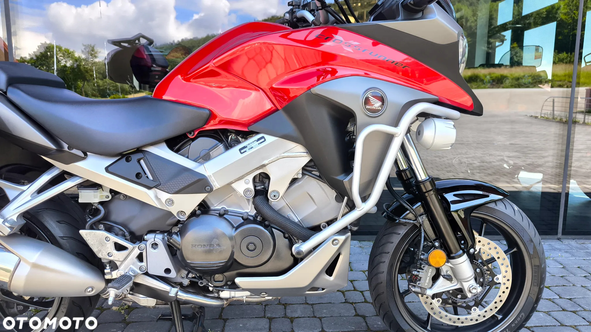 Honda VFR - 12