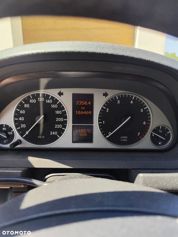 Mercedes-Benz Klasa B 170 Autotronic - 9