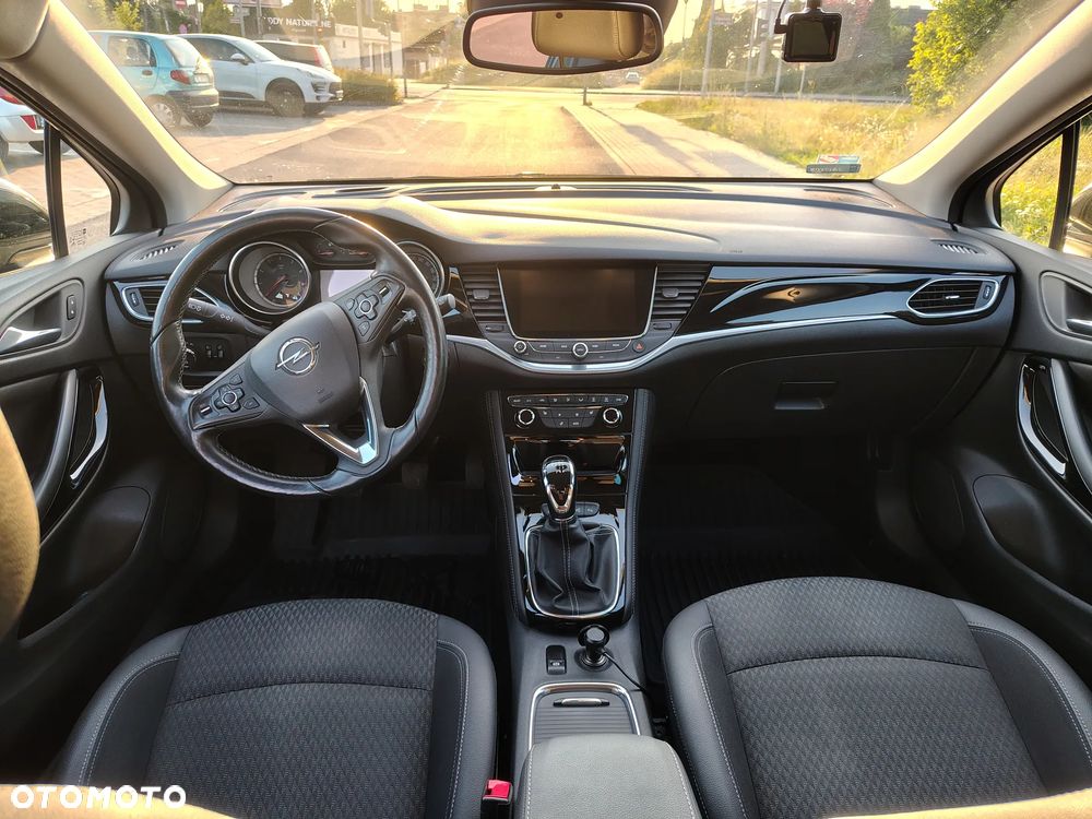 Opel Astra 1.4 T Elite - 7