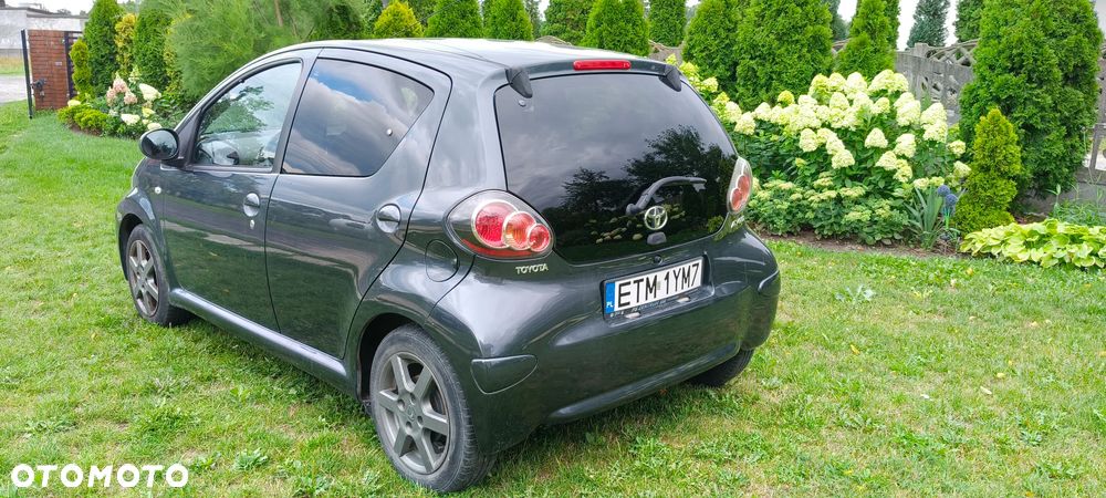 Toyota Aygo Connect - 27