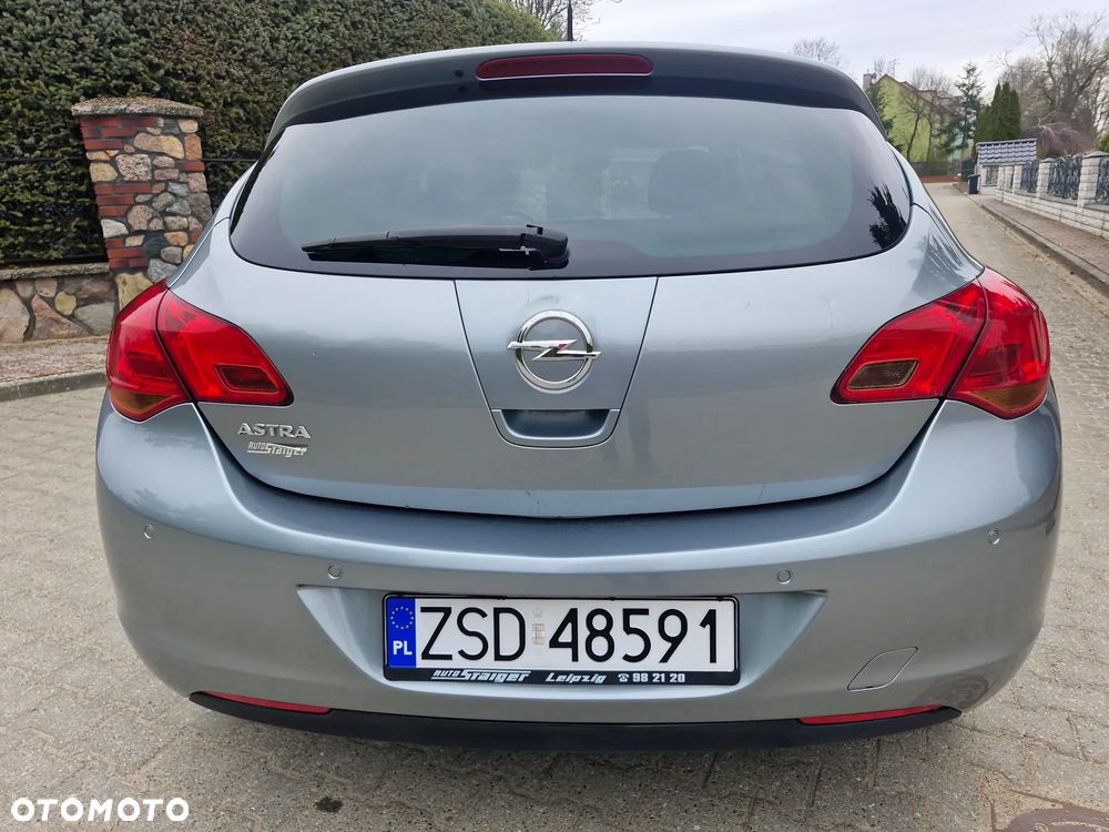 Opel Astra 1.6 ECOFLEX Start/Stop Edition - 11