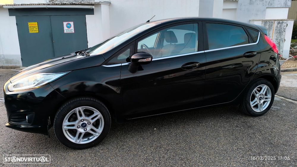 Ford Fiesta 1.0 Ti-VCT Titanium - 26