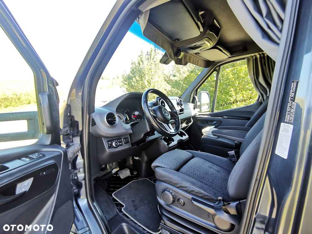 Mercedes-Benz SPRINTER - 7