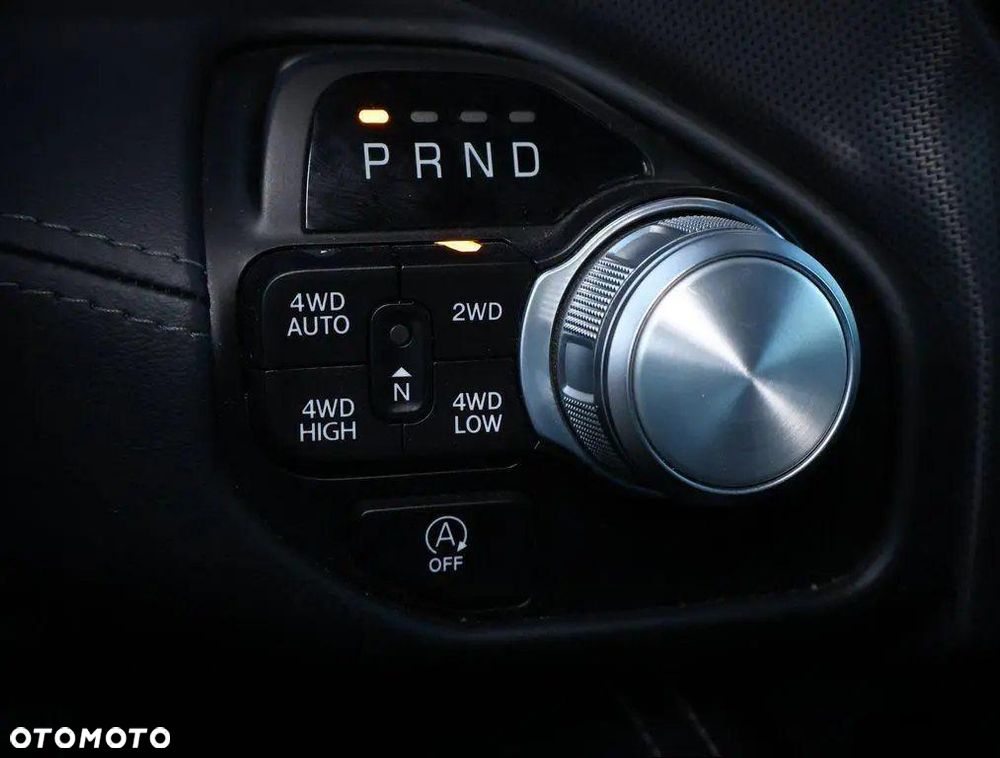 RAM 1500 Crew Cab Shortbed Limited - 16