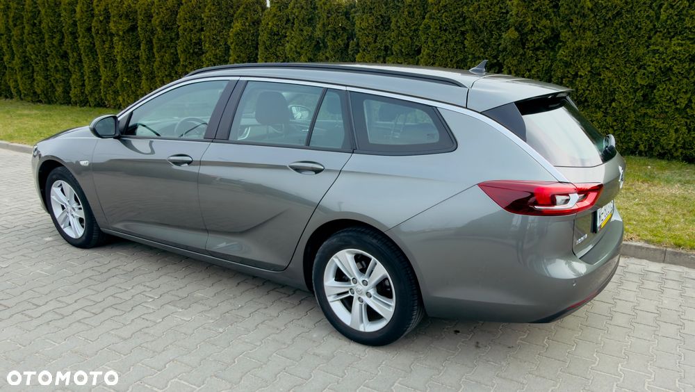 Opel Insignia - 12