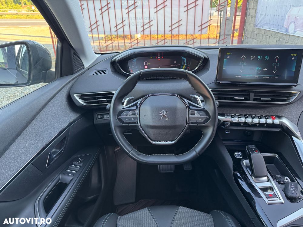 Peugeot 3008 PHEV 225 EAT8 GT - 17