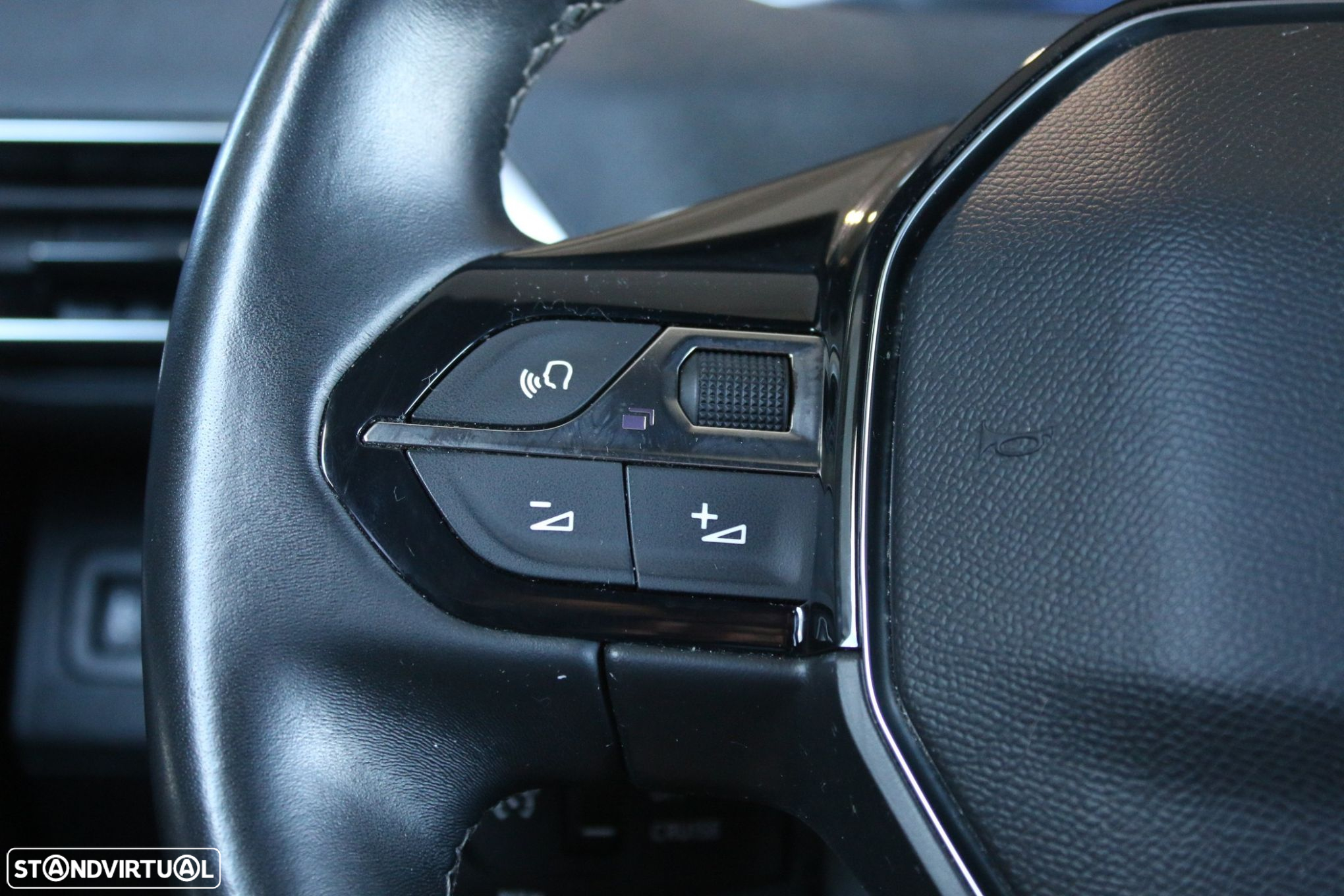 Peugeot 5008 1.2 PureTech Allure - 33
