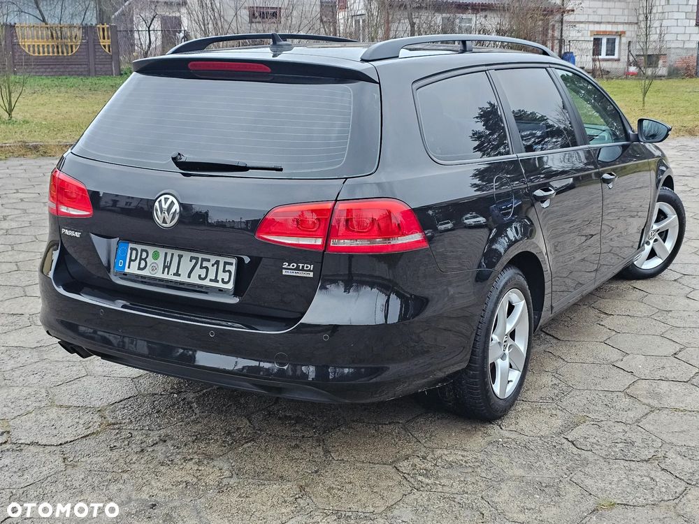 Volkswagen Passat 2.0 TDI DPF BlueMotion Technology Comfortline - 3