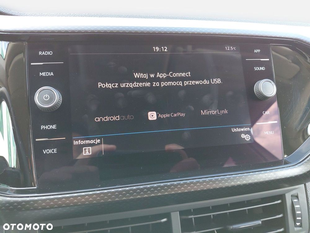 Volkswagen T-Cross - 20