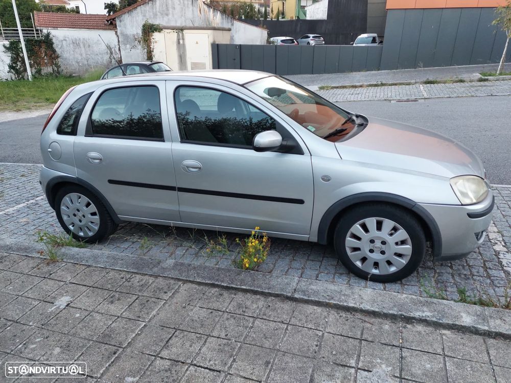 Opel Corsa 1.3 CDTI Cosmo - 9