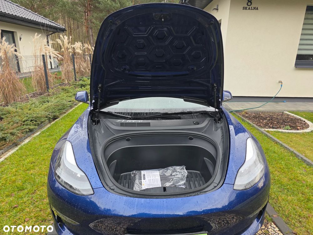 Tesla Model 3 - 13
