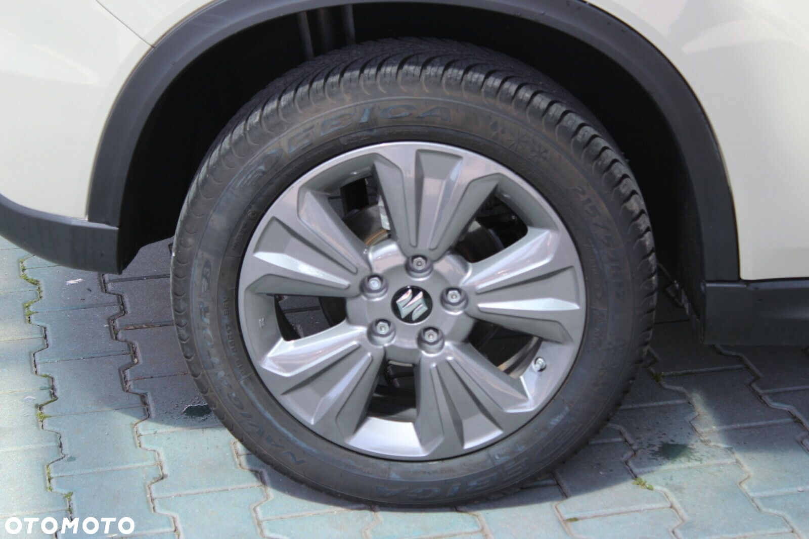 Suzuki Vitara - 26