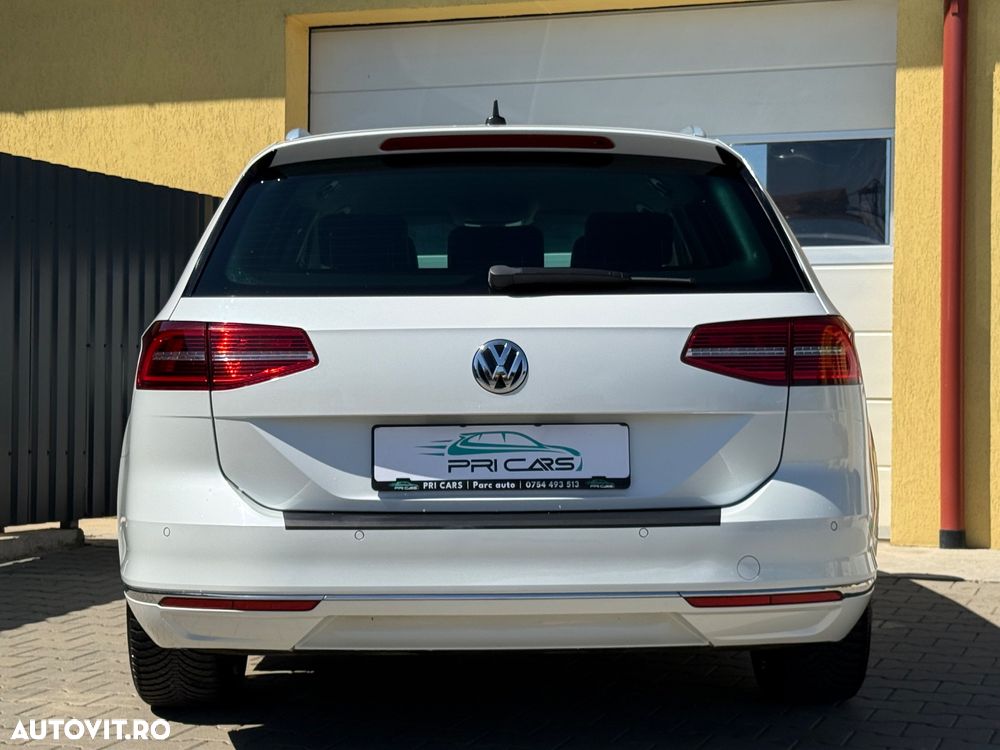 Volkswagen Passat 2.0 TDI DSG (BlueMotion Technology) Highline - 31