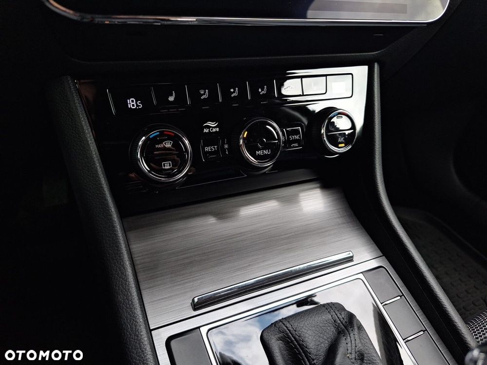 Skoda Superb 2.0 TSI 4x4 Style DSG - 14