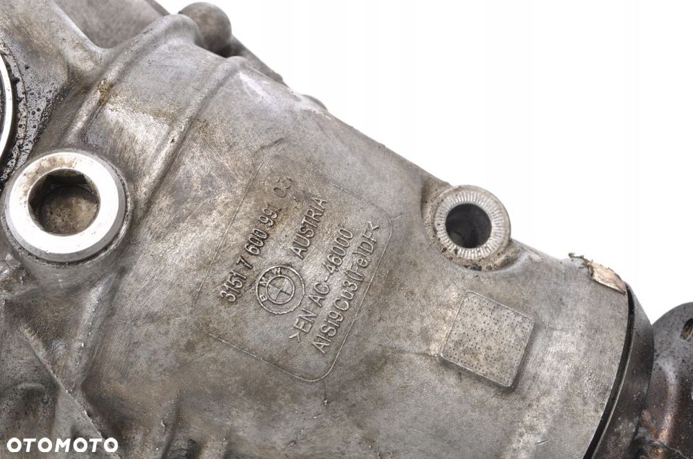 BMW 5 F10 F11 530d xDRIVE 3.0D REDUKTOR 7600991 - 6