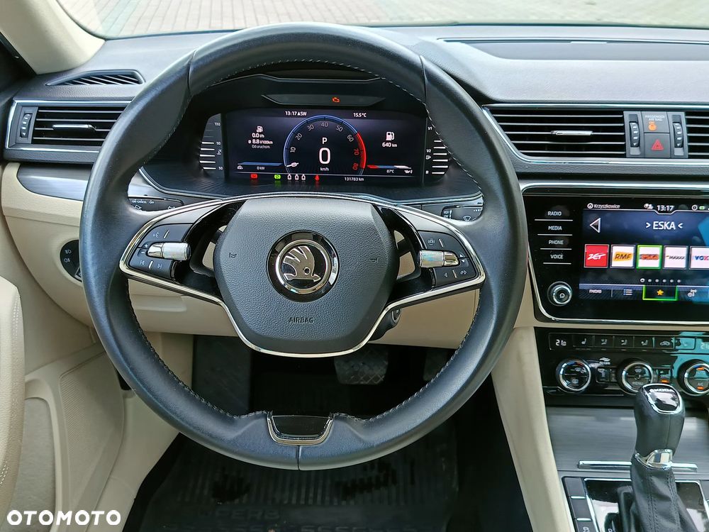 Skoda Superb 2.0 TSI Style DSG - 27