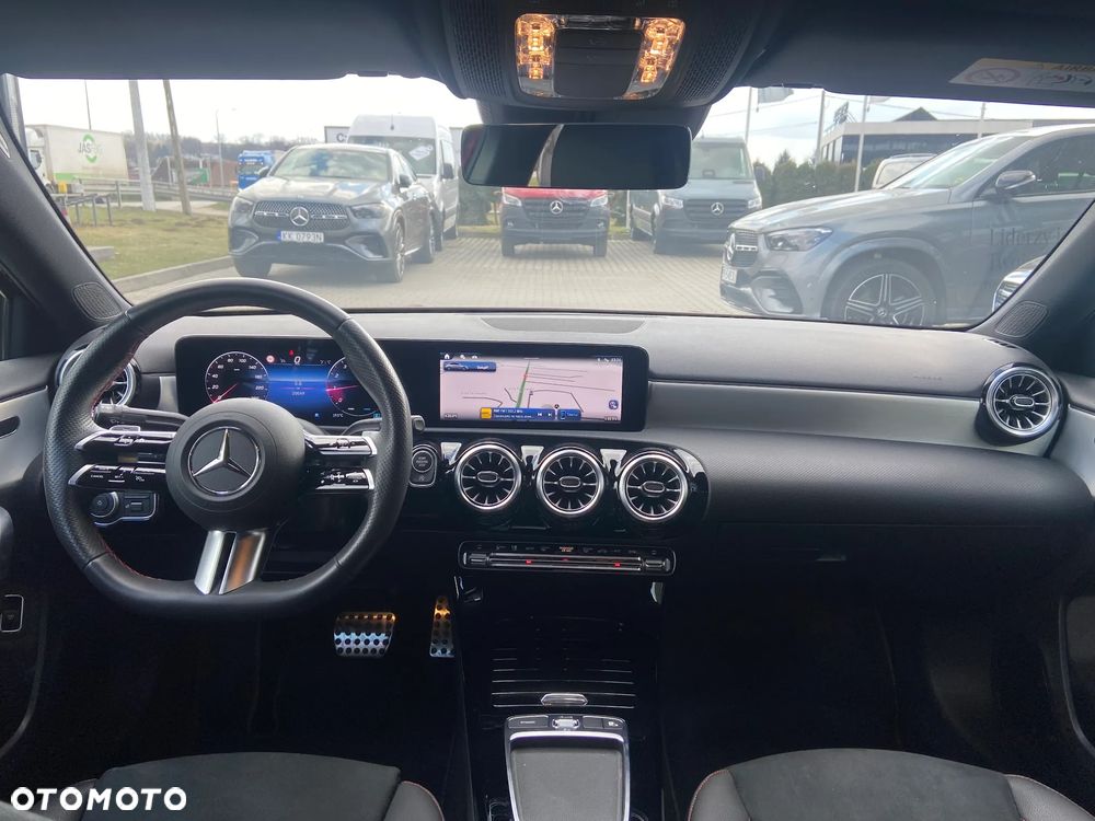 Mercedes-Benz Klasa A 200 AMG Line 7G-DCT - 10