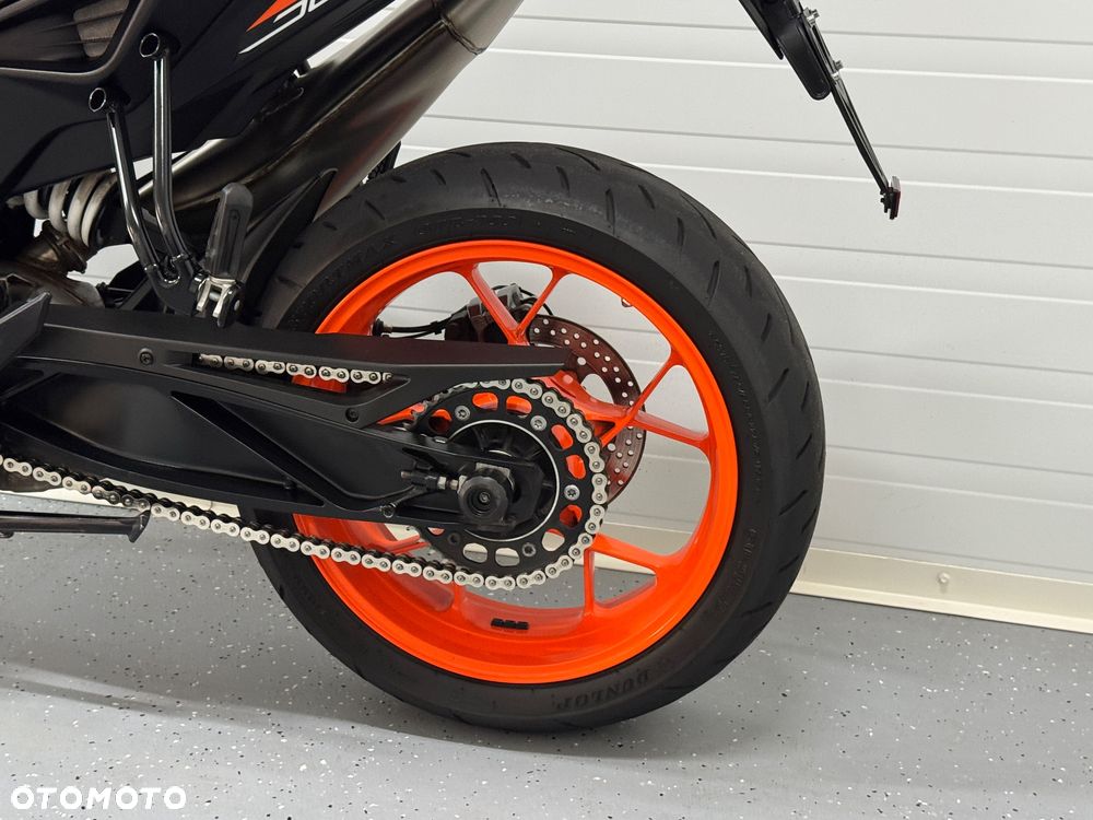 KTM Duke 790 - 19