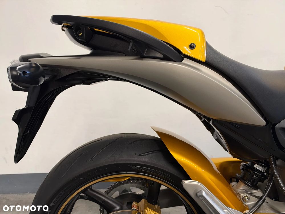 Honda Hornet - 36