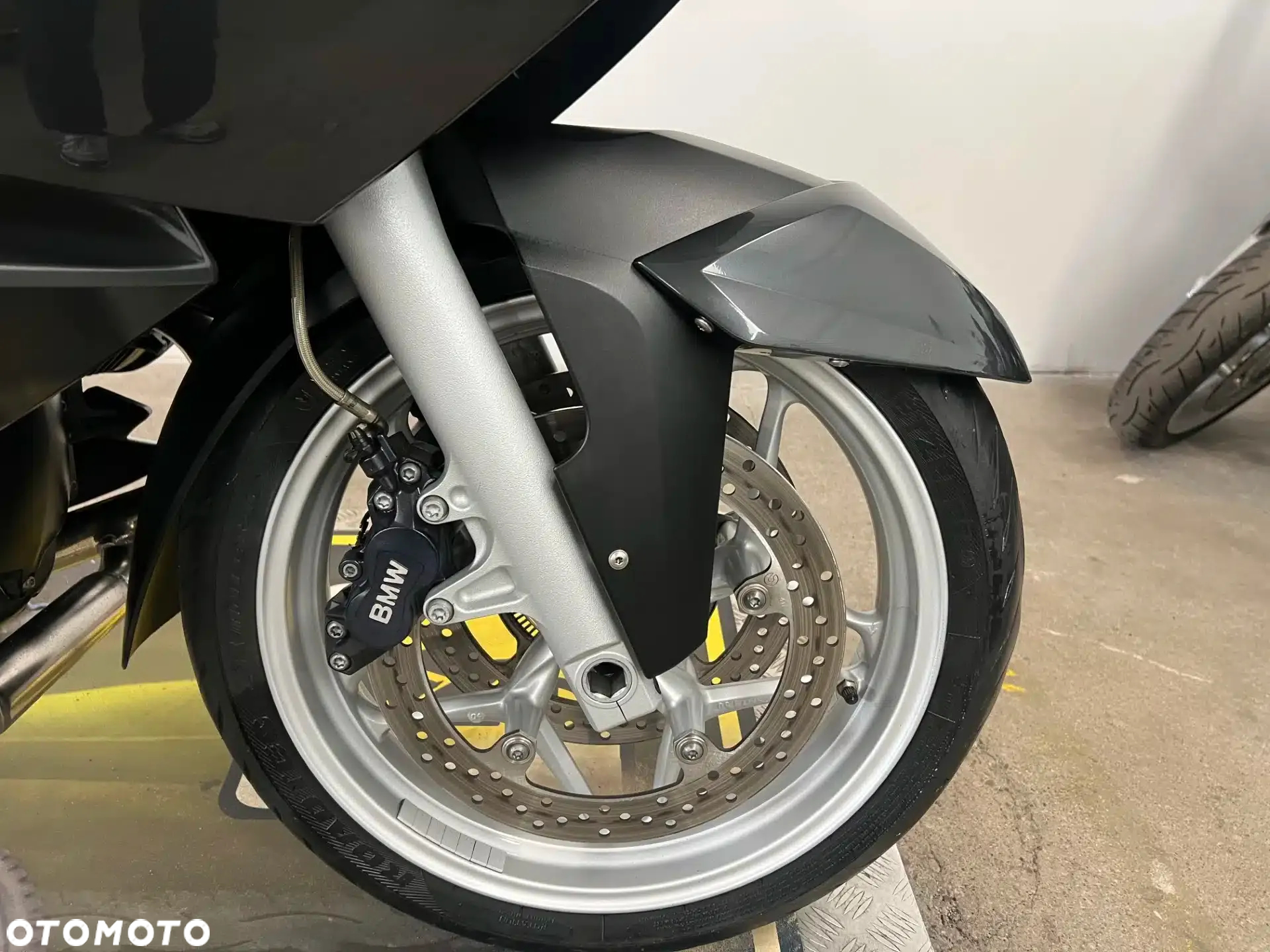 BMW R - 7