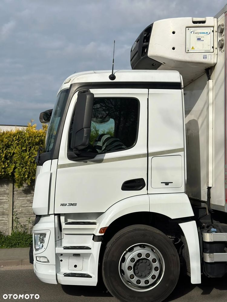 Mercedes-Benz Actros - 4