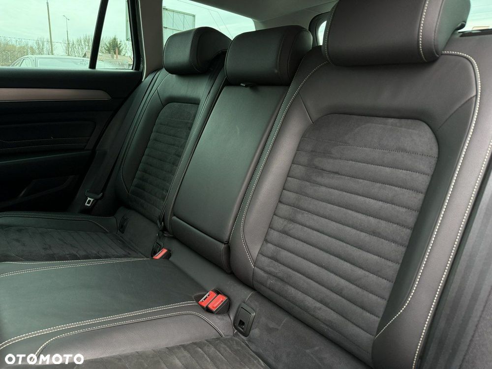 Volkswagen Passat 2.0 TSI Elegance DSG - 37