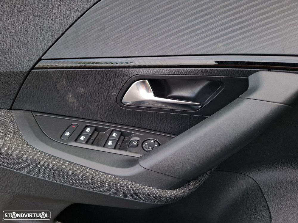 Peugeot 2008 1.2 PureTech Style - 22