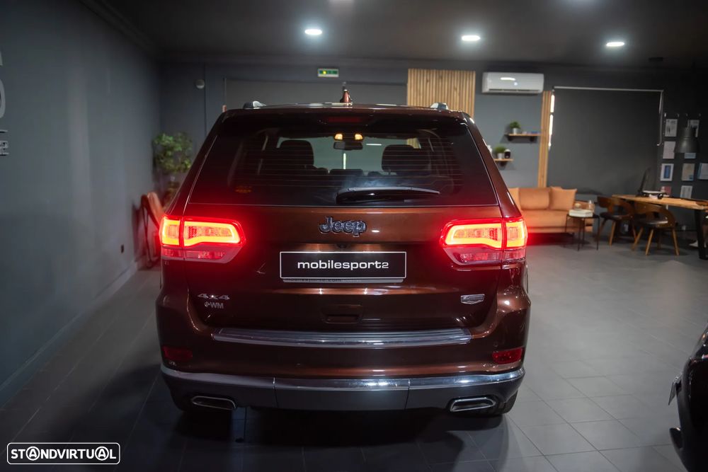 Jeep Grand Cherokee 5.7 V8 HEMI 4WD Auto Summit - 13