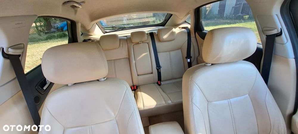 Ford Mondeo 2.0 TDCi Titanium - 10