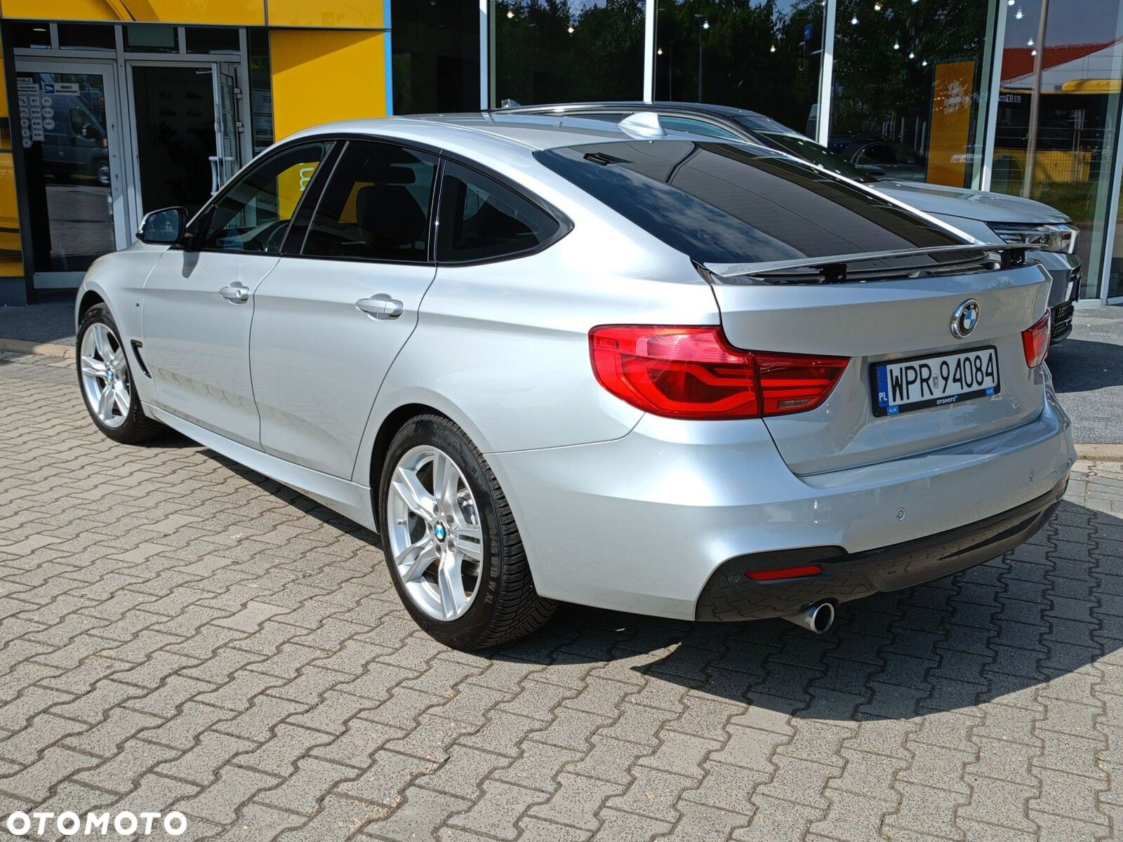 BMW 3GT 318d M Sport - 3