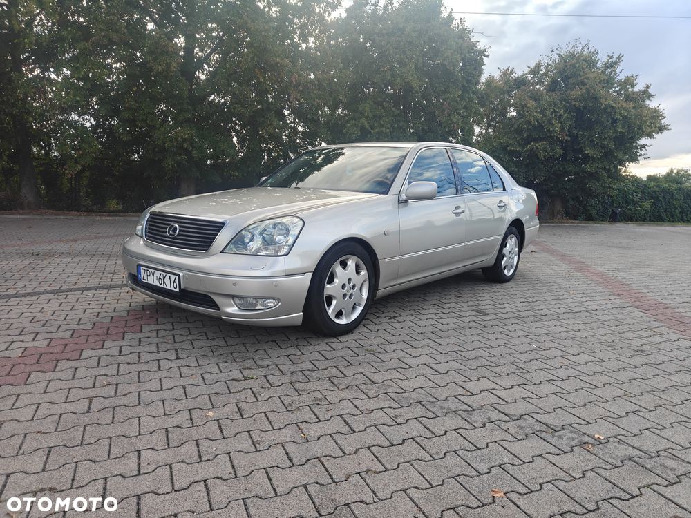 Lexus LS Standard - 1