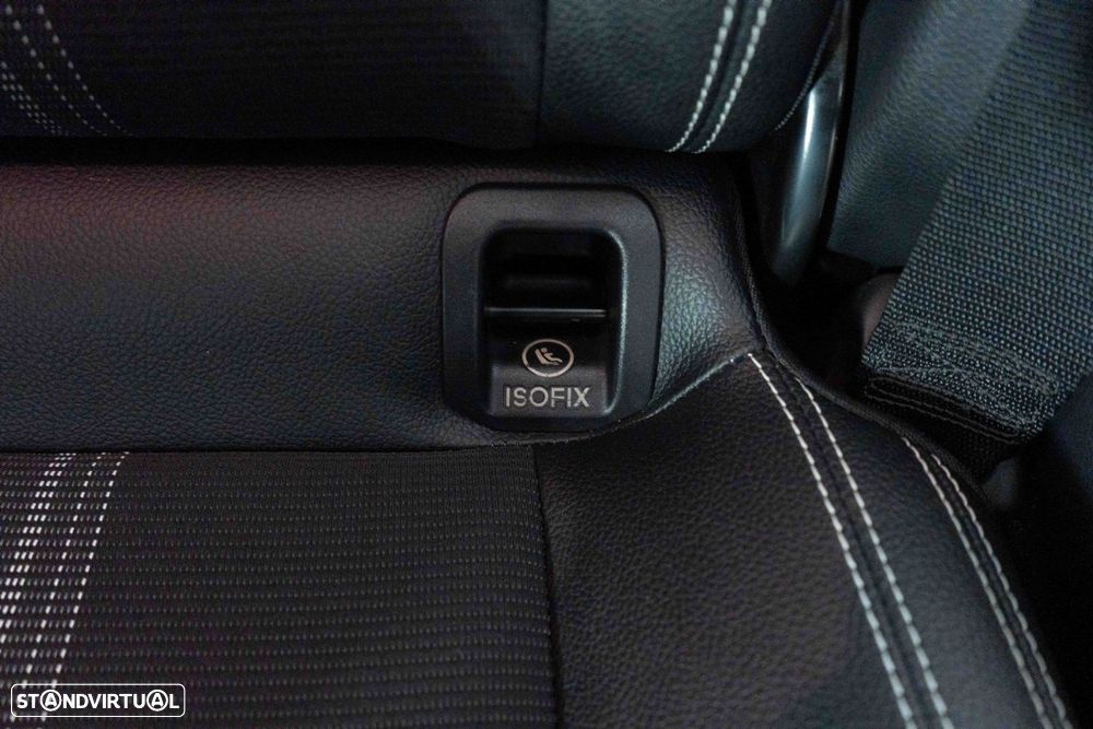 Mercedes-Benz GLA 180 d Urban Aut. - 17