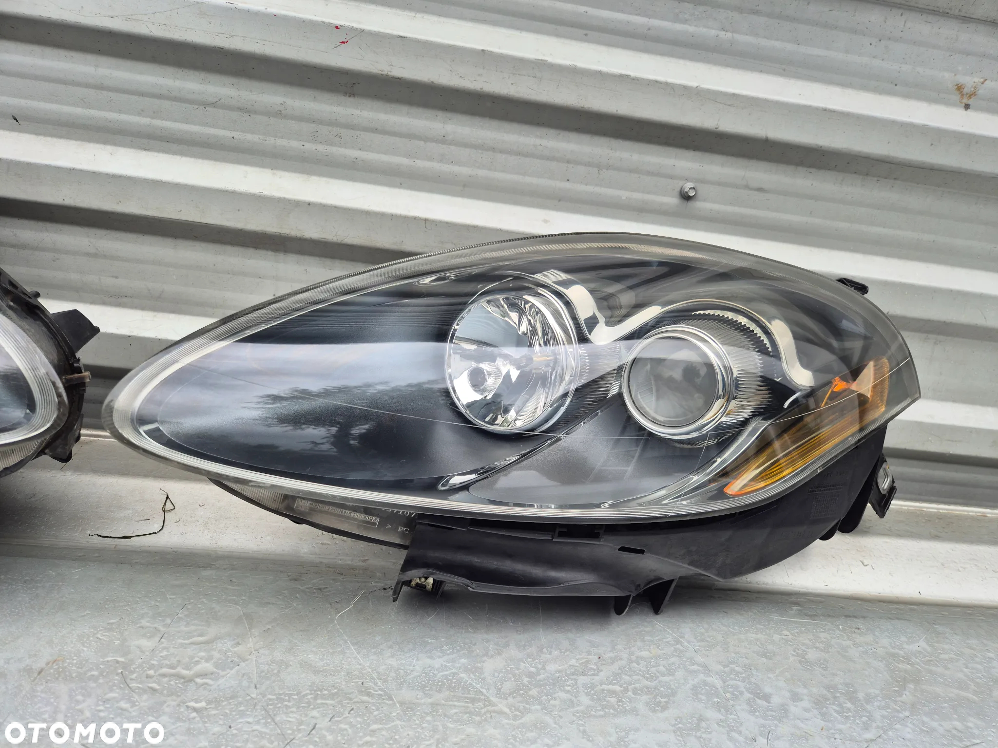 Lampa Reflektor lewy prawy przód Fiat Bravo II komplet - 7