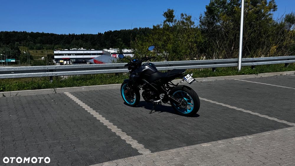 Yamaha MT - 4