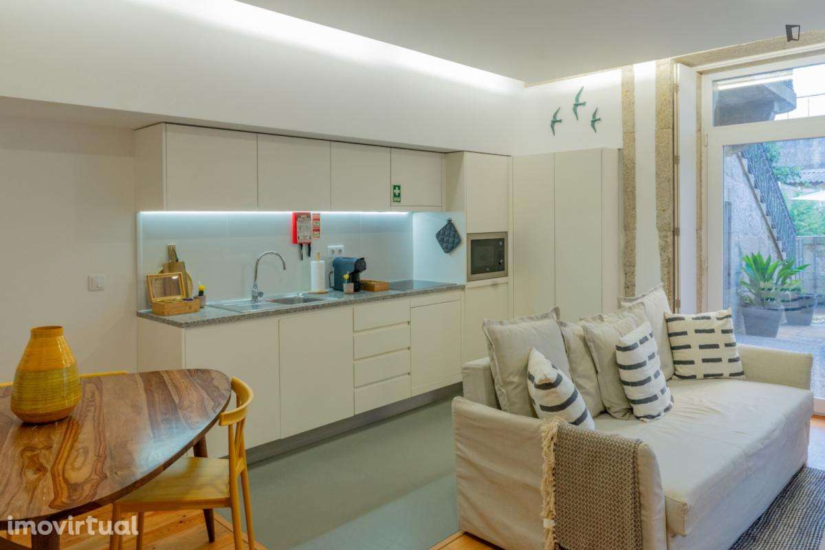 Apartamento com 1 quartos - localizado em Cedofeita Porto - Grande imagem: 5/19