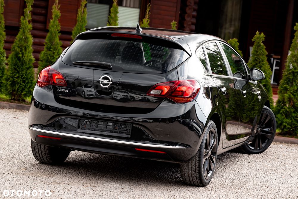 Opel Astra 1.4 Turbo - 9