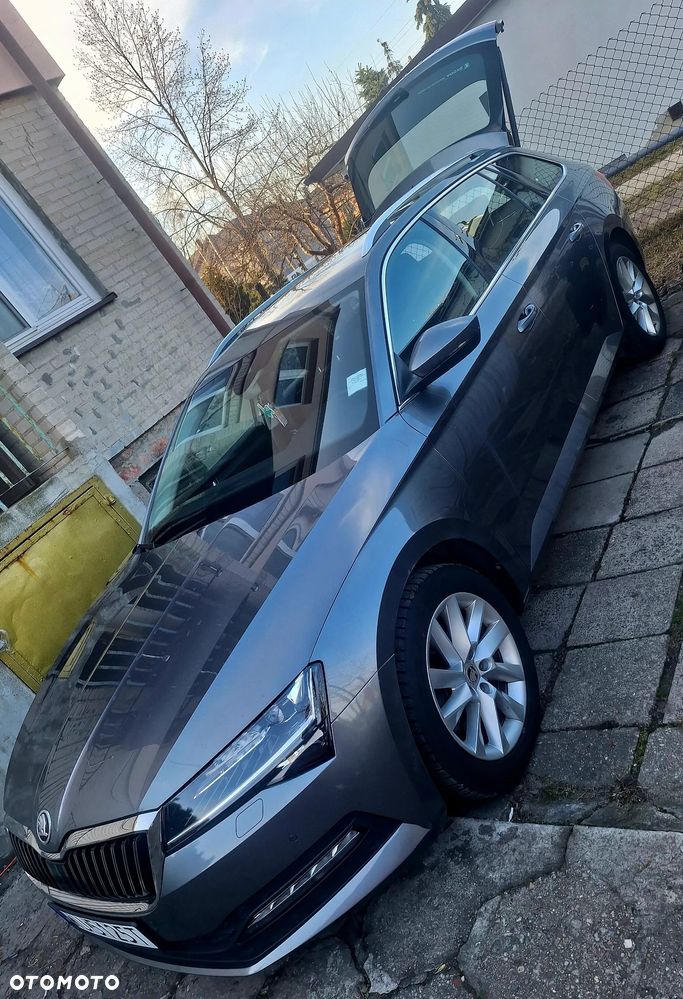 Skoda Superb 1.5 TSI Ambition DSG - 2