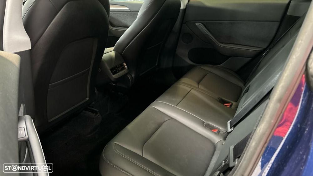 Tesla Model Y Long Range RWD - 6