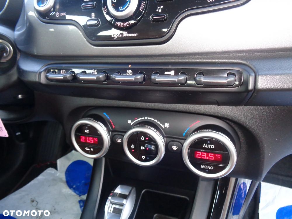 Alfa Romeo Giulietta 1.6 JTDM Progression - 10