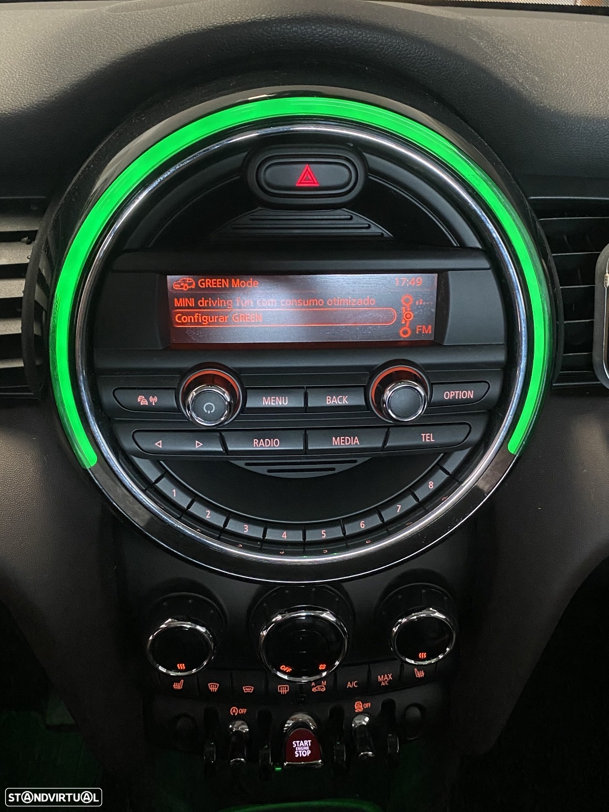 MINI 3 Portas One D - 17