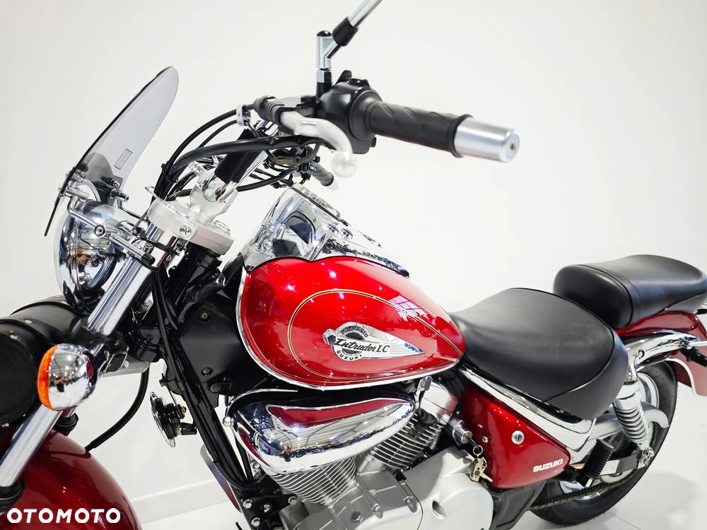 Suzuki Intruder - 15