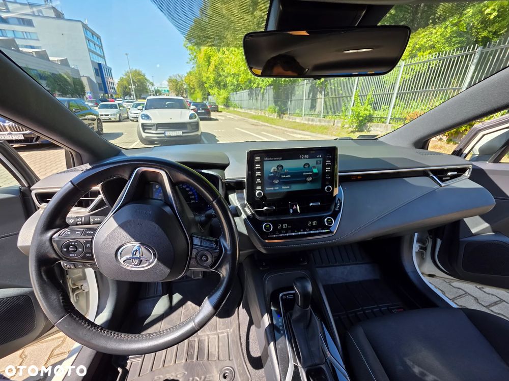 Toyota Corolla 1.8 Hybrid Comfort - 30