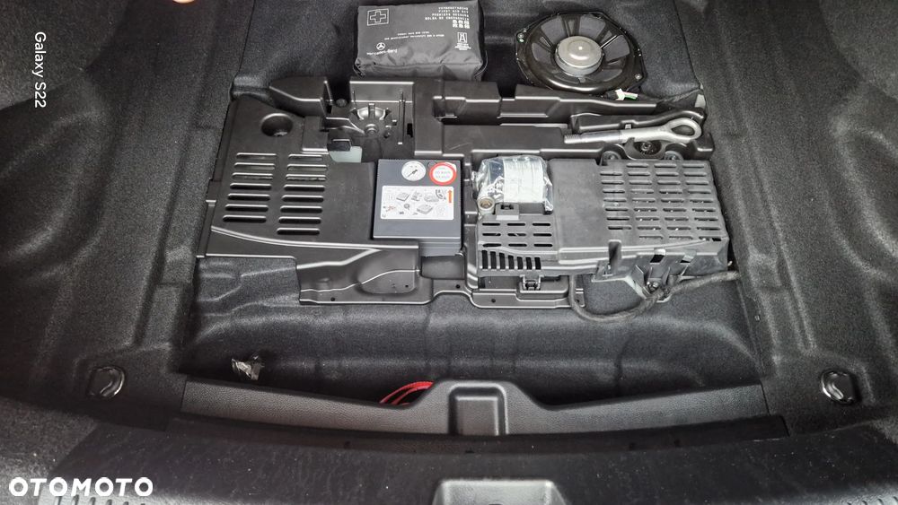 Mercedes-Benz CLA 180 7G-DCT - 16