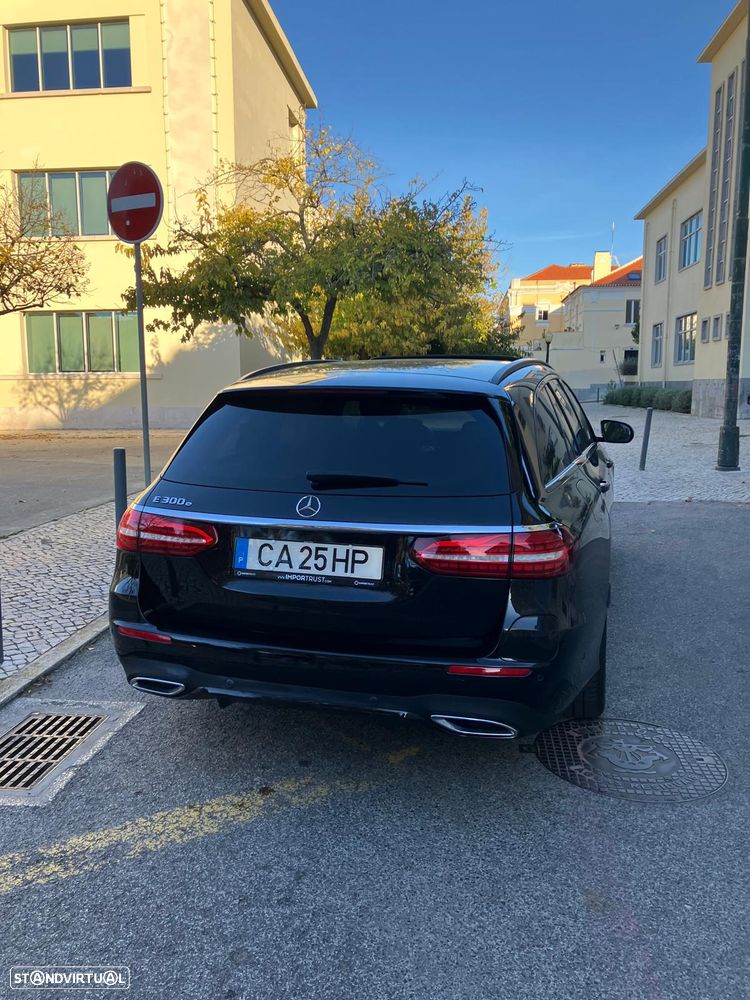 Mercedes-Benz E 300 de 9G-TRONIC - 11