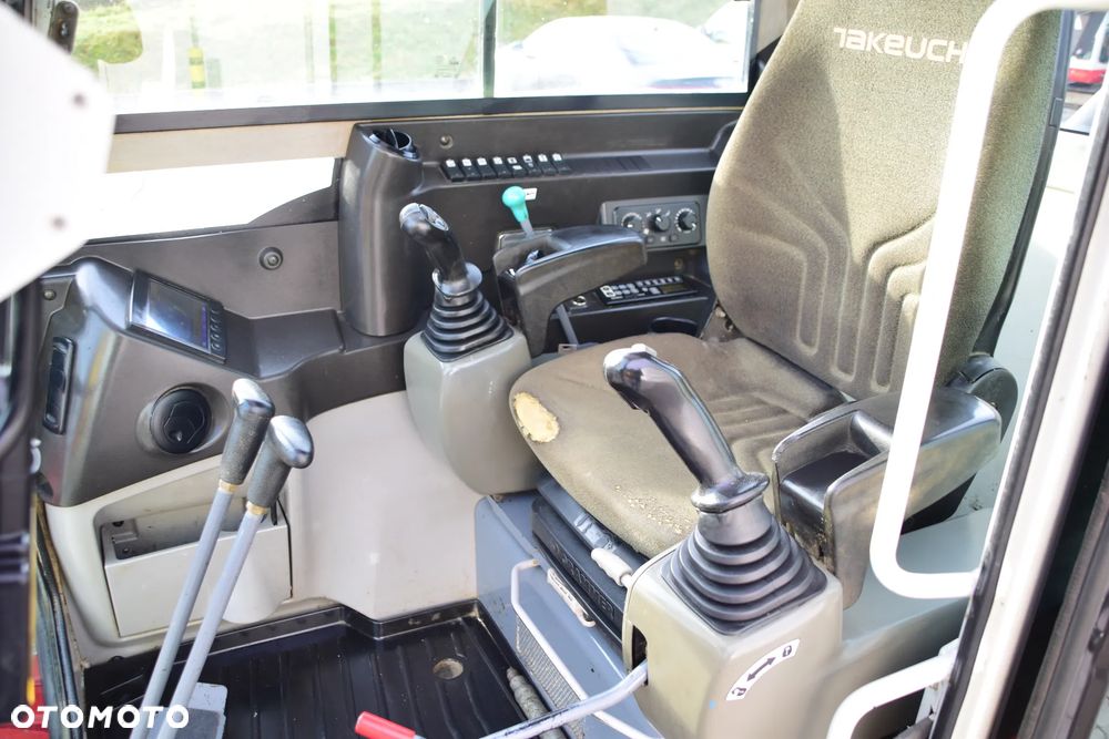 Takeuchi TB290 - 17