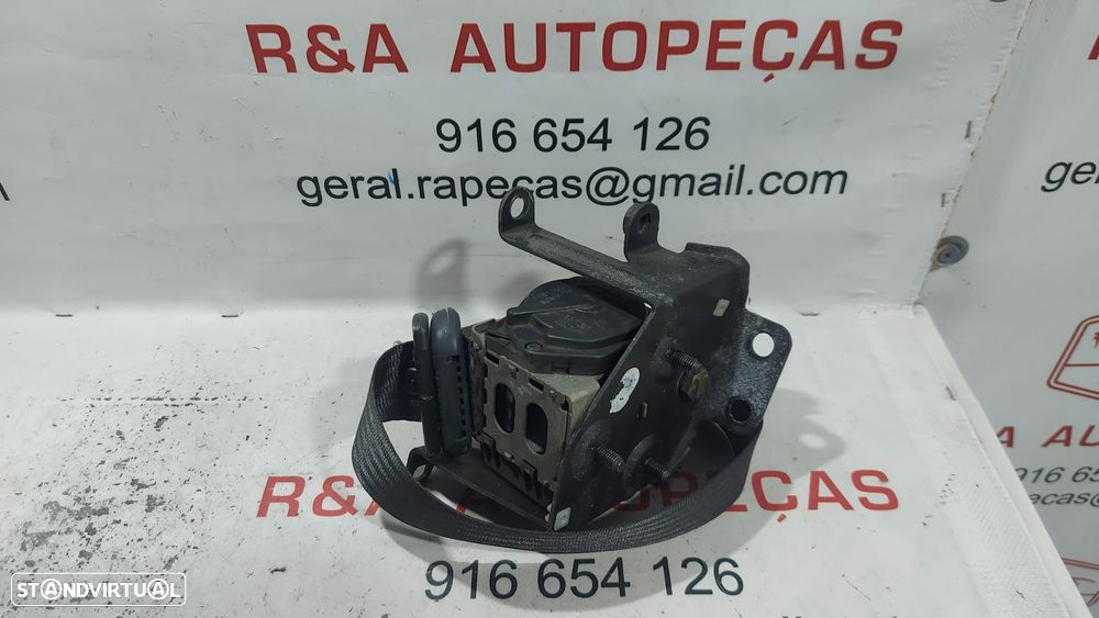Cinto de Segurança Trás Direito Alfa Romeo GT 10813001 Original - 2