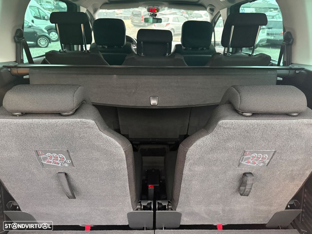 Peugeot 5008 1.6 HDi 7L Access - 22