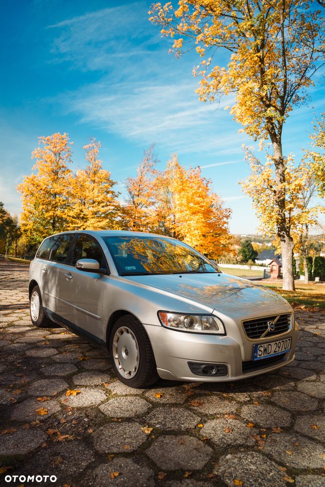 Volvo V50