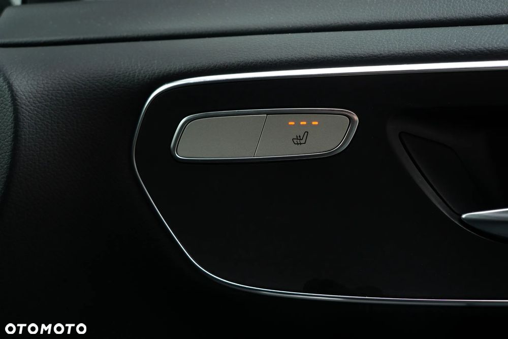 Mercedes-Benz Klasa V 250 d 9G-Tronic (d³ugi) - 17