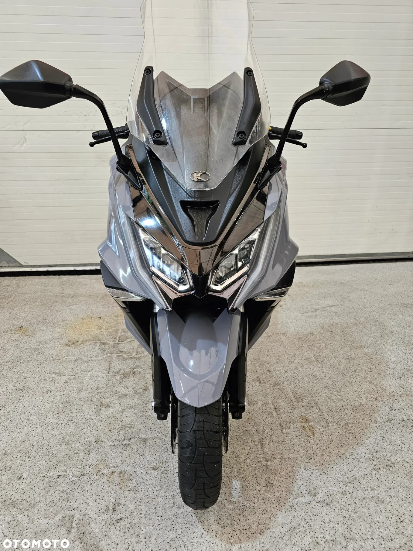 Kymco AK 550 - 16